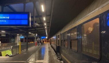 Frust bei Fans der Kölner Haie: Sonderzug mit 800 Anhängern muss umkehren | Sport