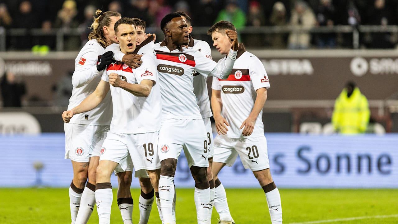FC St. Pauli: Nach 1:1 gegen Leipzig: St. Pauli feiert Hoffnungs-Punkt | Sport
