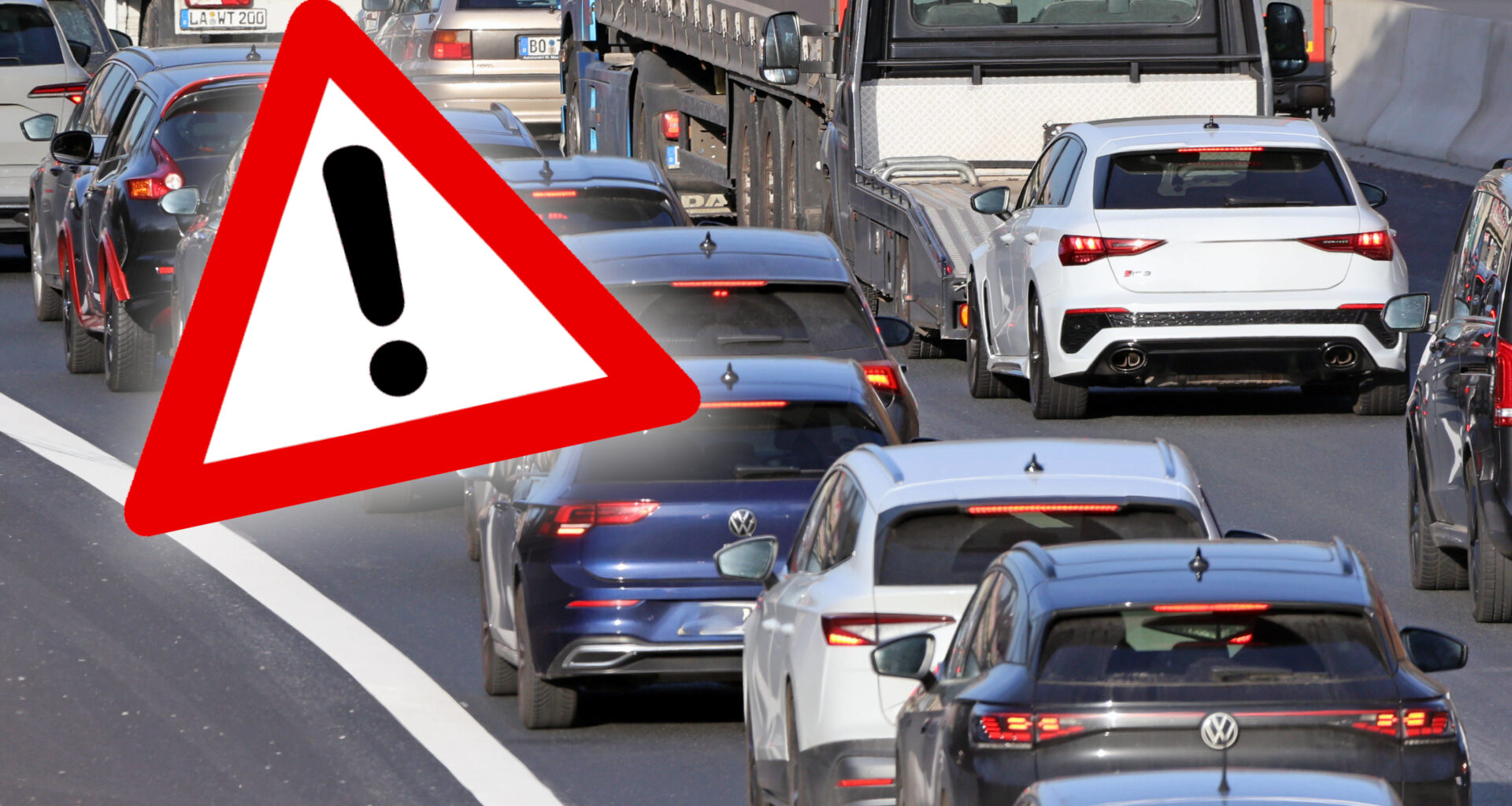 Stau auf der A52 in Essen.