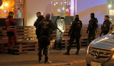 Bar-Streit in Leipzig: Mann schwer am Hals verletzt, Polizei fasst Verdächtigen | Regional