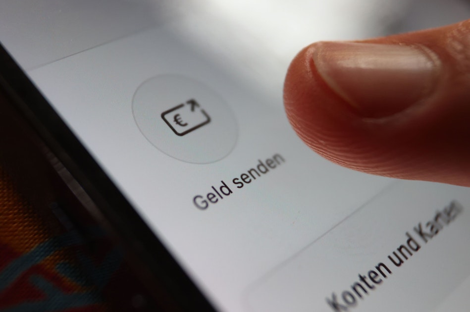 Wie Kölner Banken verdächtige Überweisungen stoppen