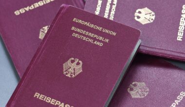 Welche Identitäten und Nationalitäten der in Aachen verhaftete Mann genau benutzte, teilte die Polizei nicht mit (Symbolbild)