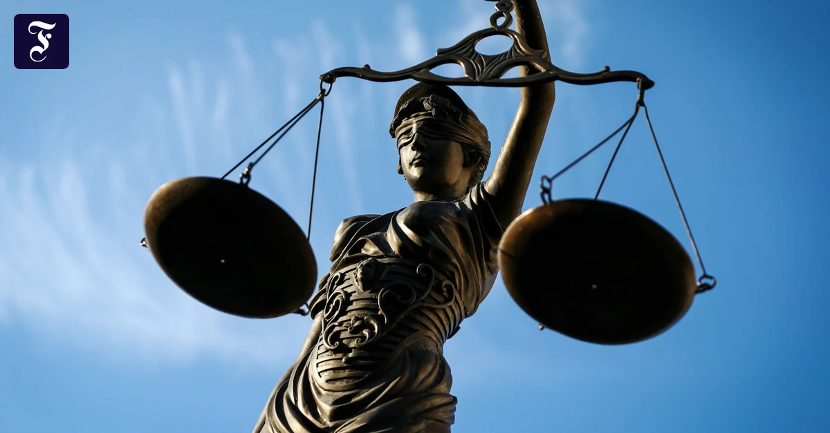 Frankfurt: Jugendlicher nach Anschlag auf Café mit Sprengsatz angeklagt