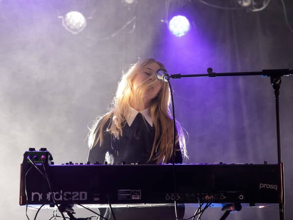 Anna Von Hausswolff The Swedish composer and pianist Anna Von Hausswolff performs a live concert at VEGA in Copenhagen as part of Colossal Weekend Festival 2017. Denmark, 05/05 2017. Copenhagen Denmark VEGA Copenhagen PUBLICATIONxNOTxINxDENxNOR Copyright: xGonzalesxPhoto/PeterxTroestx