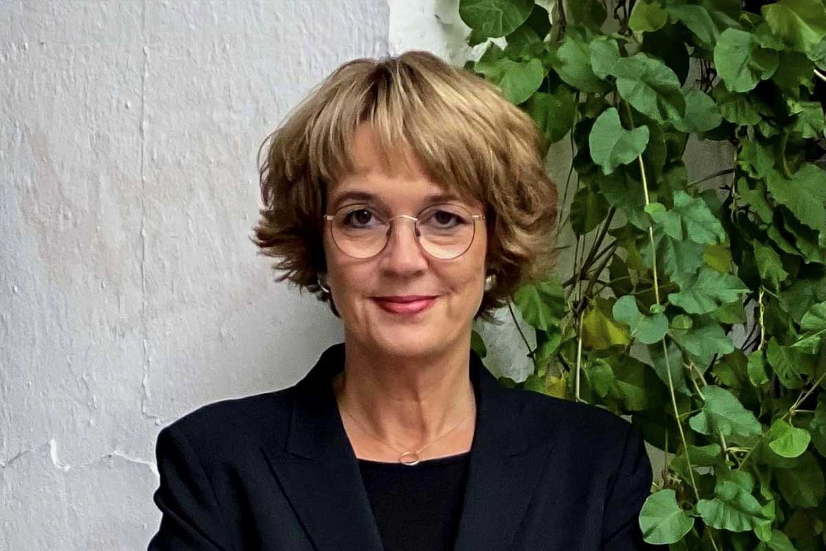 "Politischen Runde" mit Annette Berg: Wie können Kinder einen Weg aus der Armut finden? - blickfeld