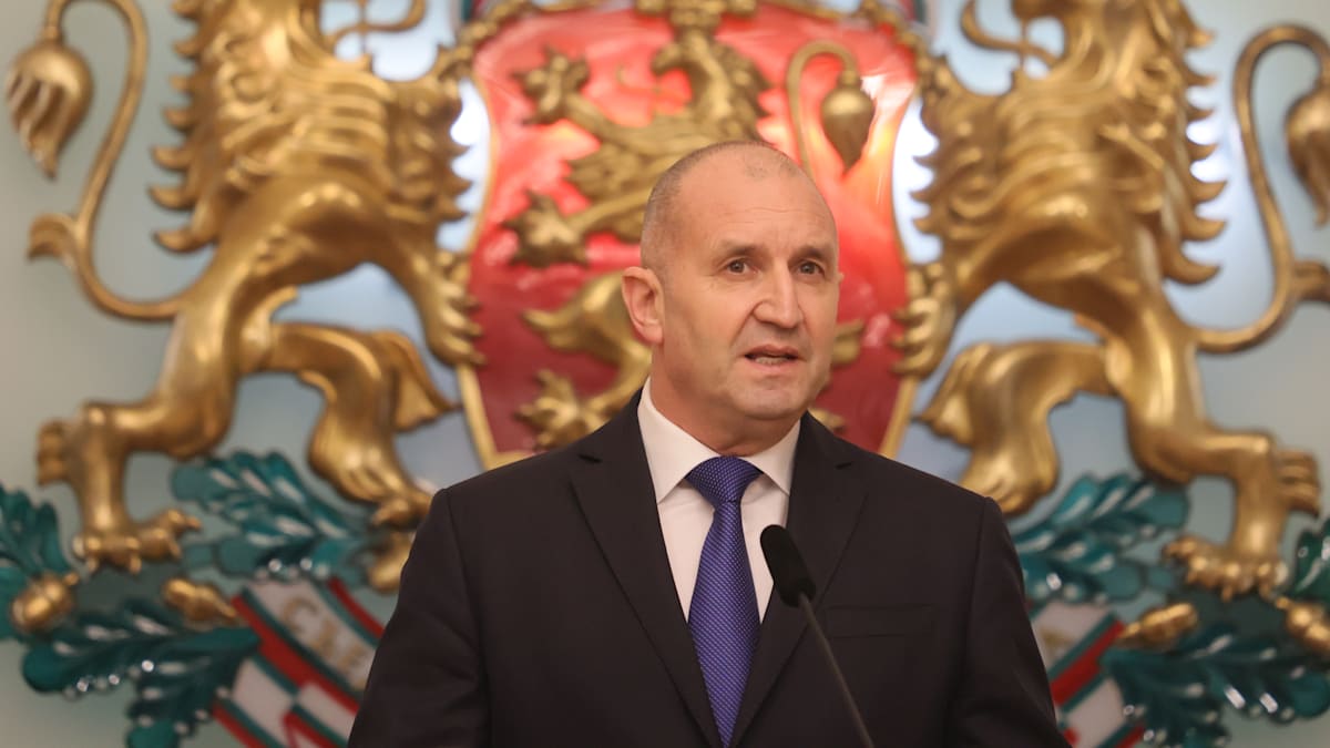 Fernsehansprache: Bulgariens Präsident Radew tritt kurz vor Neuwahl des Parlaments zurück