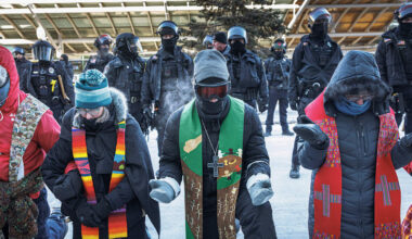 100 Geistliche festgesetzt: Geschlossene Geschäfte, Schüler bleiben zu Hause – US-Staat durch Proteste teils lahmgelegt