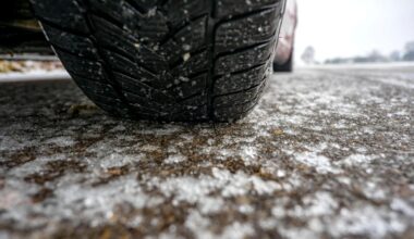 Eisregen im Landkreis Augsburg: Autofahrer vermeiden Unfälle