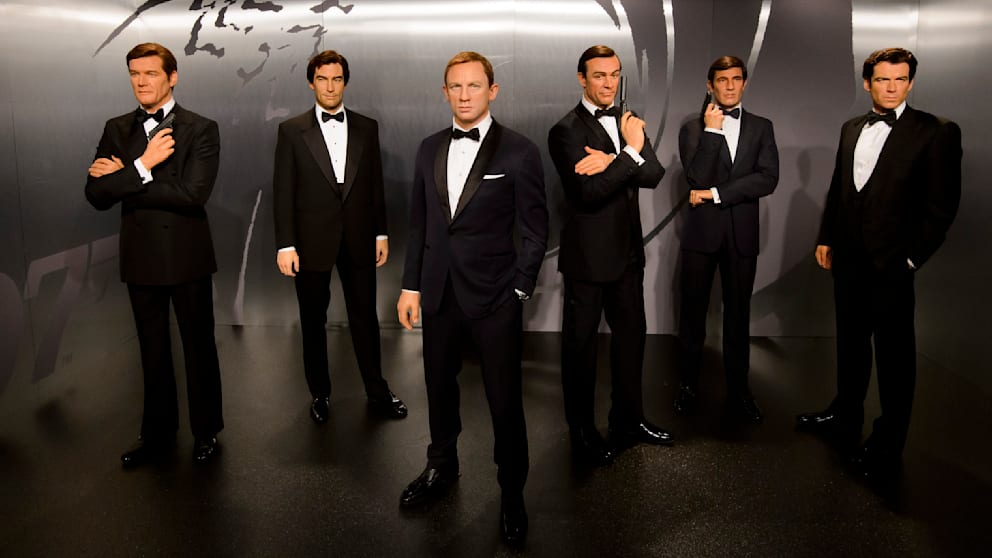 Die Bonds der Vergangenheit als Wachsfiguren: Roger Moore, Timothy Dalton, Daniel Craig, Sean Connery, George Lazenby und Pierce Brosnan (v.l.)