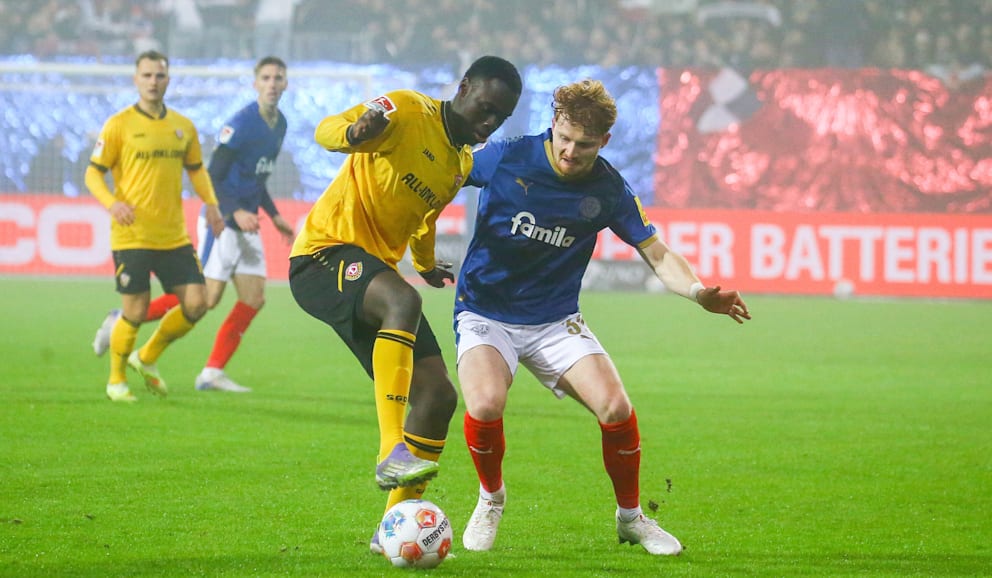 Als Robert Wagner (re.) mit Kiel auf Dresden traf, wusste er bereits, dass er zu Dynamo wechseln wird.