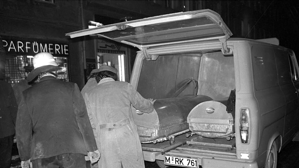 Die Bestatter mussten insgesamt sieben tote Menschen wegfahren