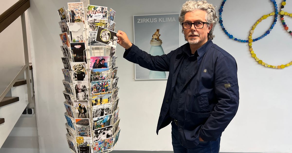 Wie Plastikmüll zu Kunst wird: Neue Ausstellung von Klaus Weninger in Kufsteiner Galerie „dia:log“