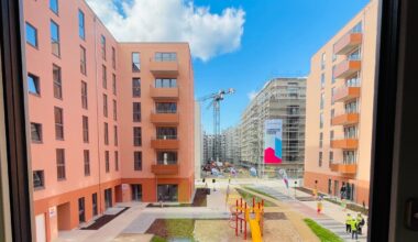 Erste Mieter, erster Bus, erste Kita: Berlins neues Mega-Viertel erwacht