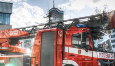 In unserer gestern veröffentlichten Einsatzbilanz zur Silvesternacht haben wir berichtet, d