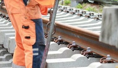 Bei der Sanierung der Strecke von Hagen über Wuppertal nach Köln will die Deutsche Bahn die acht S