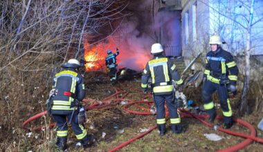 Feuerwehr muss in der Neujahrsnacht in Augsburg gut 50 Mal ausrücken