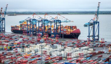 Kaum offene Stellen? 3 wichtige Fakten zum Bremer Arbeitsmarkt