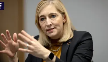 Gesundheitsministerin Nina Warken: „Nicht jeder wird mehr direkt zum Facharzt gehen können“