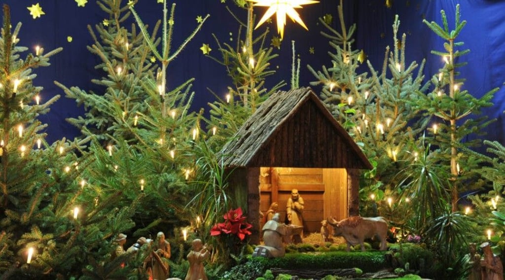 Stimmungsvoll: Eine der wohl schönsten halleschen Weihnachtskrippen ist noch bis zum 6. Januar zu besichtigen.