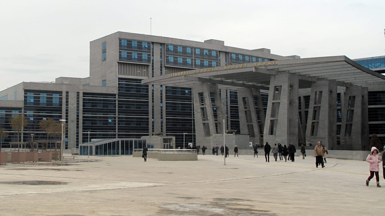 Istanbul: Staatsanwalt schießt nach Streit Richterin in Gerichtsgebäude an | News
