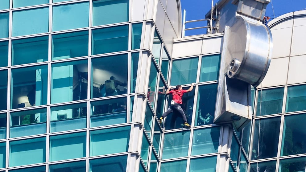 Der 40-Jährige kletterte in rund anderthalb Stunden auf den Taipeh 101 in Taiwans Hauptstadt