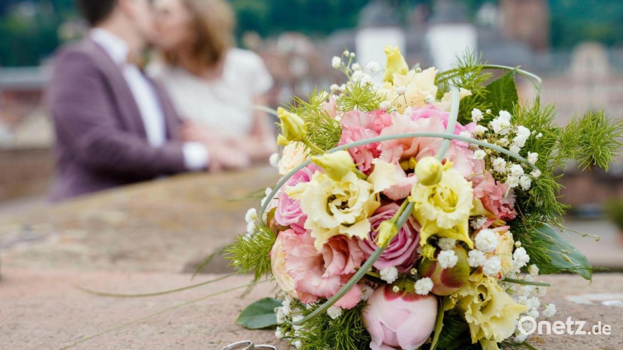 Die perfekte Hochzeit: Schnapszahlen und Schlösser