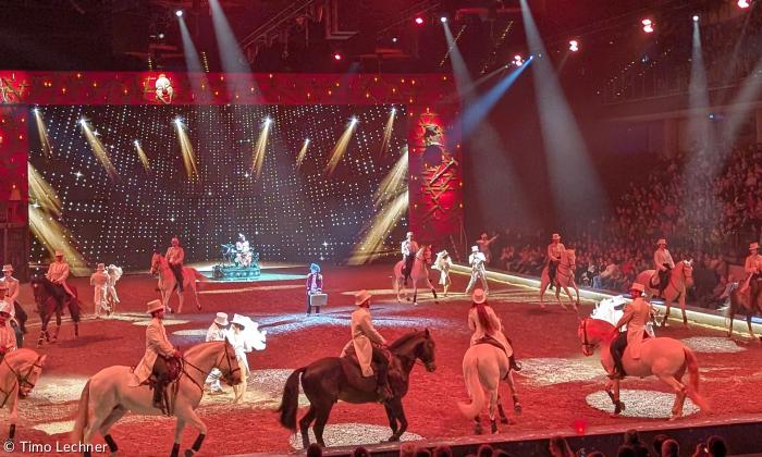So sah es 2025 in der Nürnberger Arena bei "Cavalluna" aus.