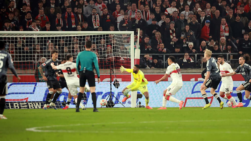 Nach dem Blitz-Start bringt der Santos-Patzer die Stuttgarter zurück in die Partie