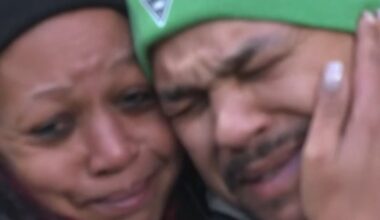 Stuttgart- Gladbach: Fan muss nach Tor getröstet werden | Sport