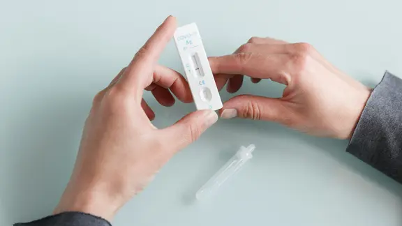 Ein Corona-Antigen-Test mit Ergebnis "ungültig".