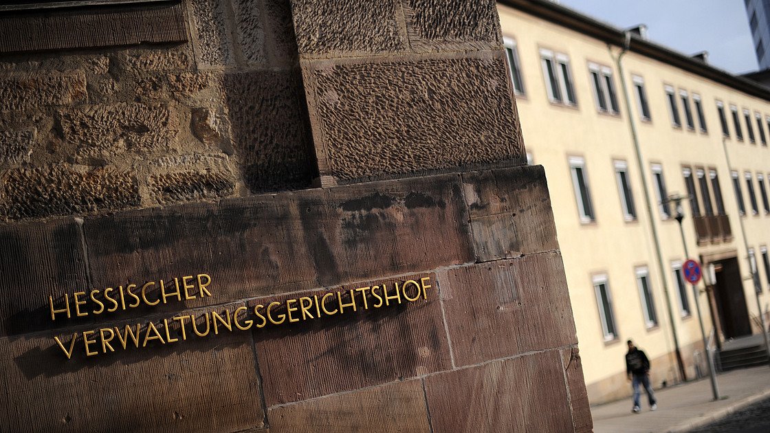 Kopftuchstreit um Richter-Bewerberin geht weiter