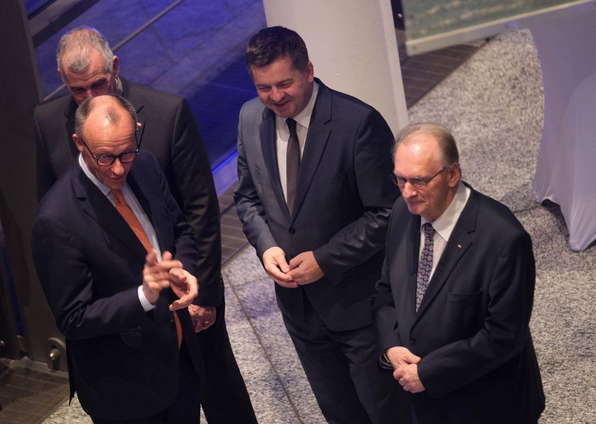 Halle | Merz wirft SPD wegen Erbschaftsteuer Verunsicherung vor