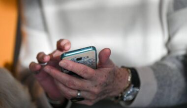 Berlin | Anteil gestiegen: Drei von vier Älteren ab 65 Jahren online