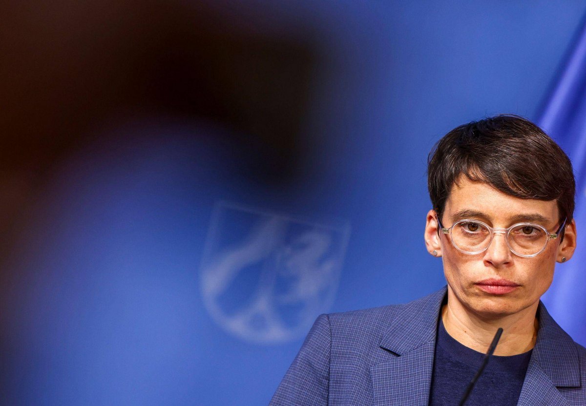 Düsseldorf | Fluchtministerin Paul zu Rücktritt: muss Ruhe zurückkehren