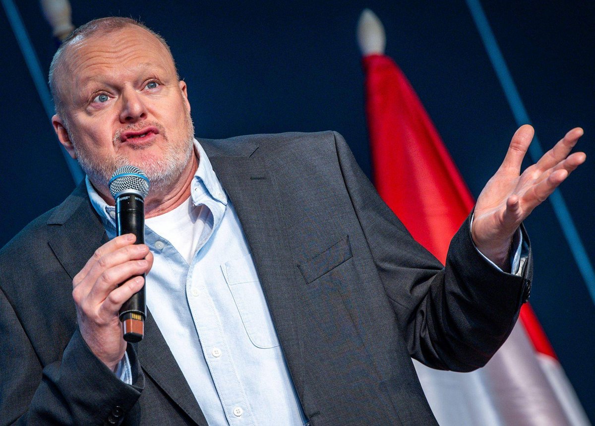Köln | «Mach was draus!»: Stefan Raab im Dschungel-Windschatten