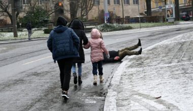 Stuttgart/Berlin | Glatte Straßen: Wann Spikes an den Schuhen helfen