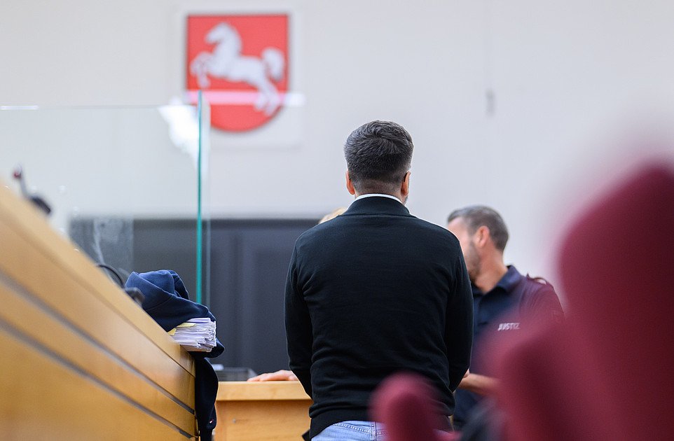 2.500 Euro pro Info: Staatsanwalt gesteht im Kokain-Prozess