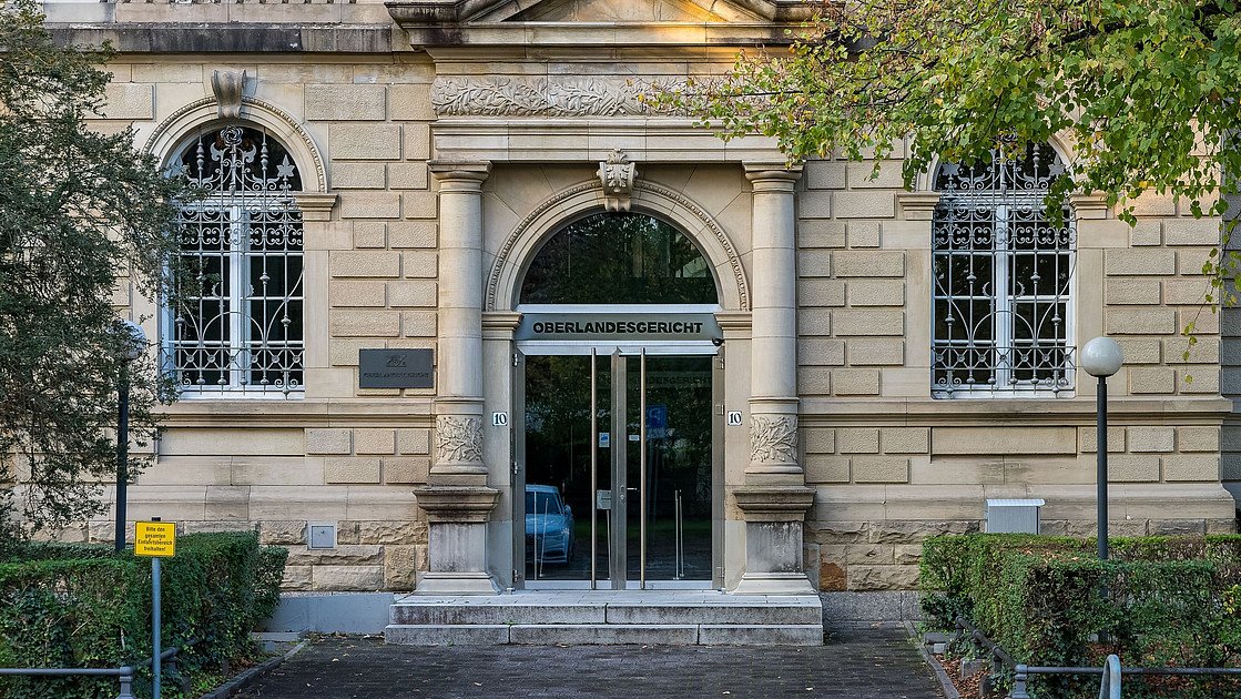 Frau muss Trennungsjahr trotz Missbrauchs abwarten