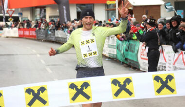 Florian Bremm läuft in Peuerbach zum Hattrick