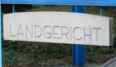 Minden/Bielefeld: Prozess gegen Pärchen wegen Überfällen verlängert