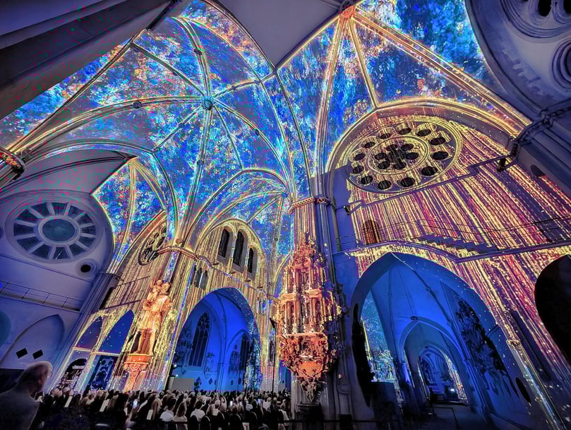 Die Lichtshow Luminiscence feierte am Donnerstag im Dom Premiere.