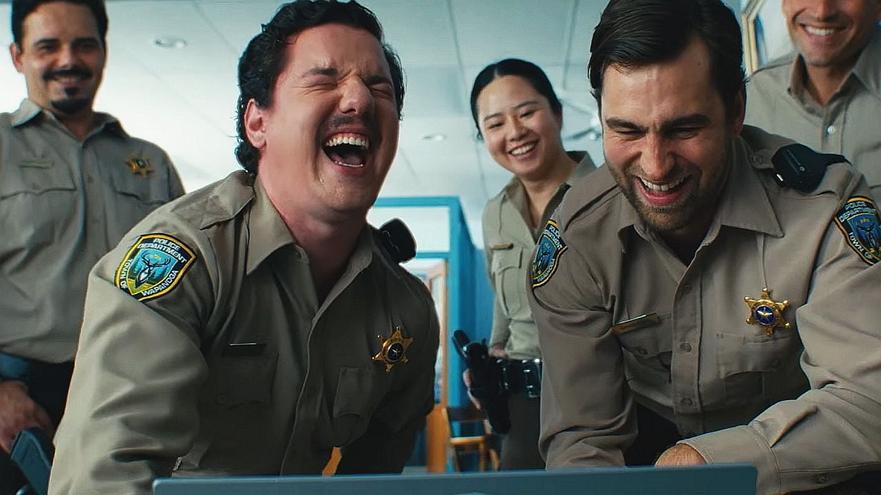 2000er-Superstar mit Regiedebüt à la "Fargo" & "Burn After Reading": Trailer zur Thriller-Komödie "Untitled Home Invasion Romance" - Kino News