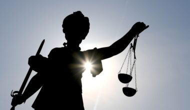 Siegburg: Was passiert, wenn vor Gericht der Angeklagte fehlt