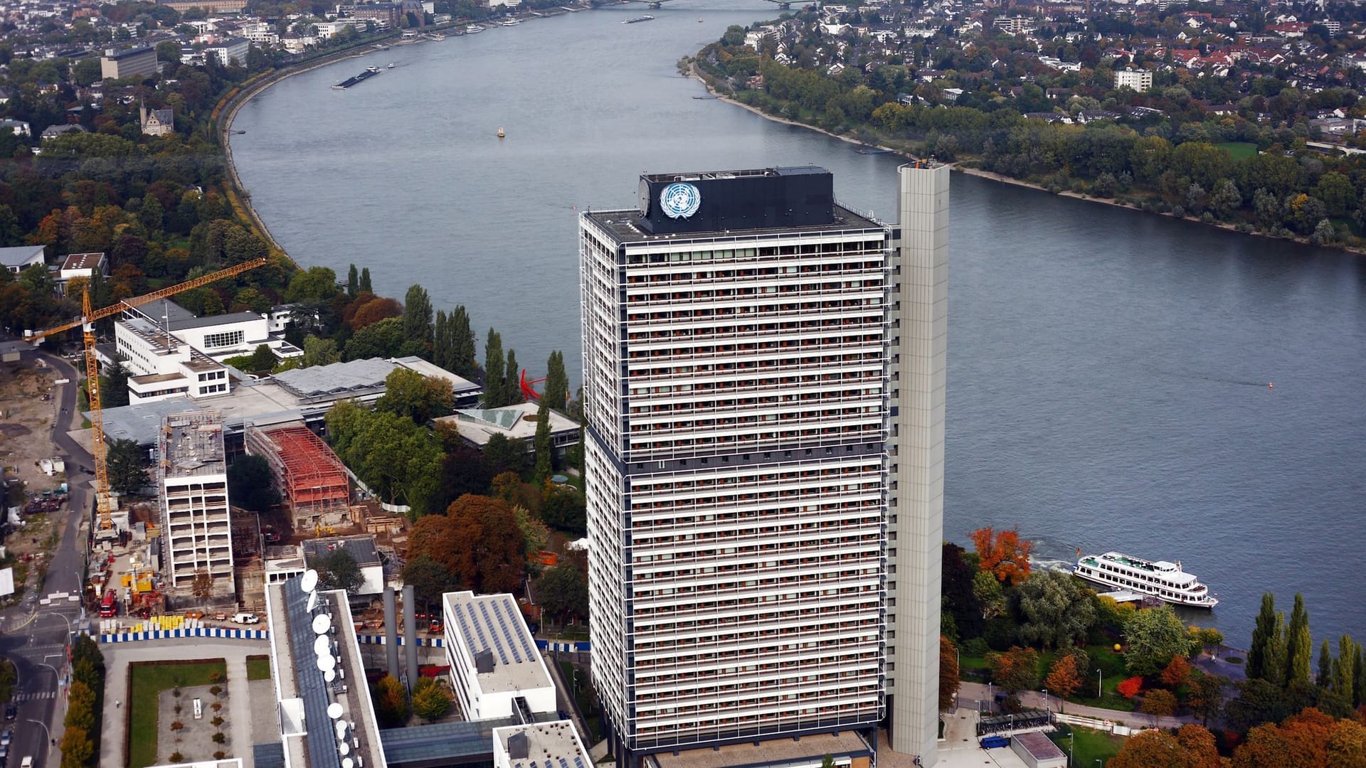 Eckpunkte für Zusatzvereinbarung zum Bonn-Berlin-Gesetz stehen Eckpunkte für Zusatzvereinbarung zum Bonn-Berlin-Gesetz stehen