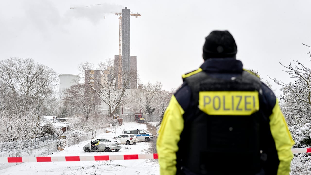 Nach Anschlag in Berlin: Warum greift der Staat nicht gegen Linksextreme durch? | Politik