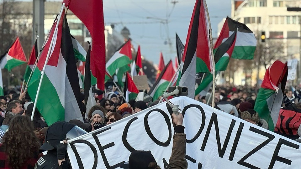 Versammlungsleiterin der Handala-Demo in Connewitz ist sächsische Beamtin