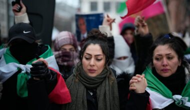 Eine Demonstration in Berlin aus Solidarität mit den Protesten im Iran