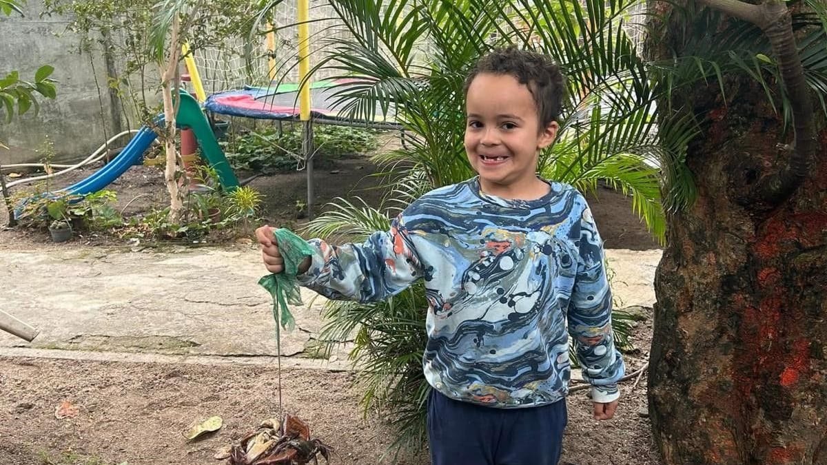 Der vermisste Noah R.: Er wurde zuletzt am Mittwoch an der Weißfrauenschule gesehen.