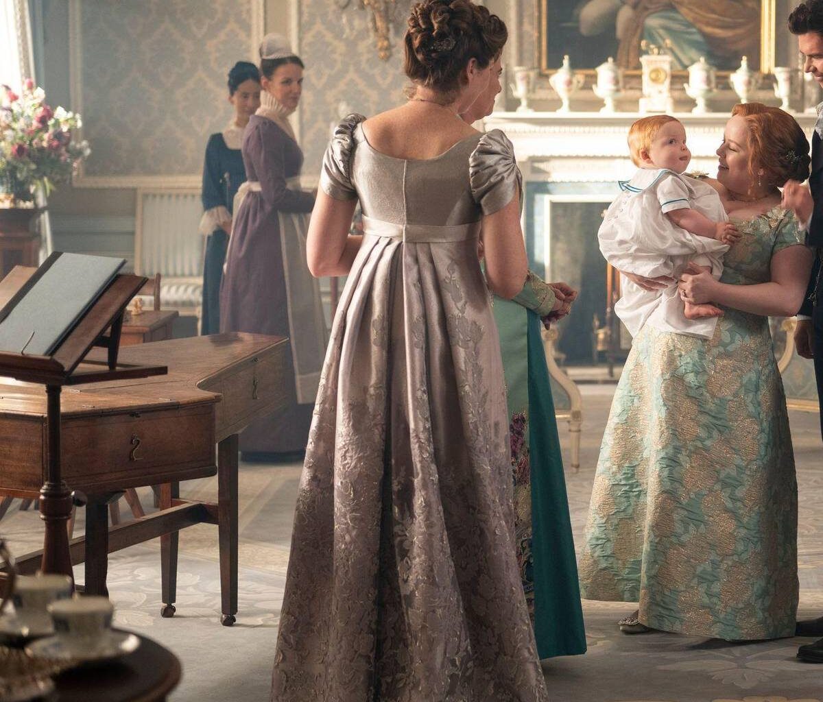 Zwischen Kitsch und Klatschblatt: Das Phänomen «Bridgerton»