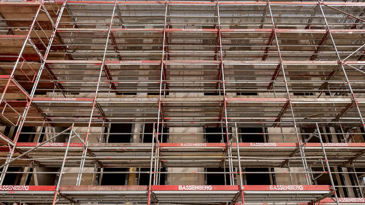 Baugenehmigungen 2025: Senat feiert 24 zusätzliche Wohnungen in der Jahresbilanz